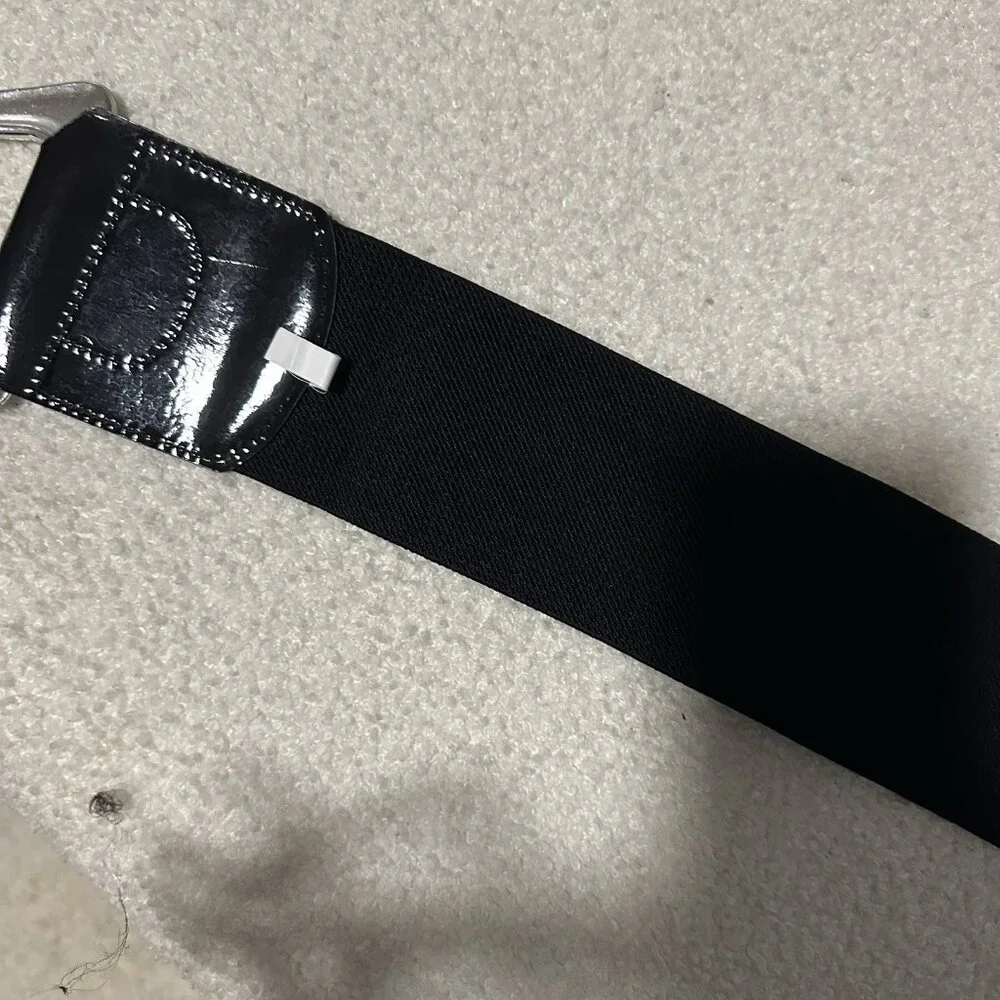 Women’s Black Button Clasp Belt With‎ Silver Buckle